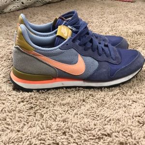 Nike Internationalist